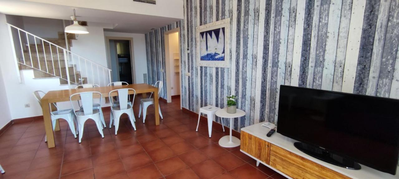 MSJ 69 Bonito dúplex en Marina Sant Jordi Calafat Exterior foto